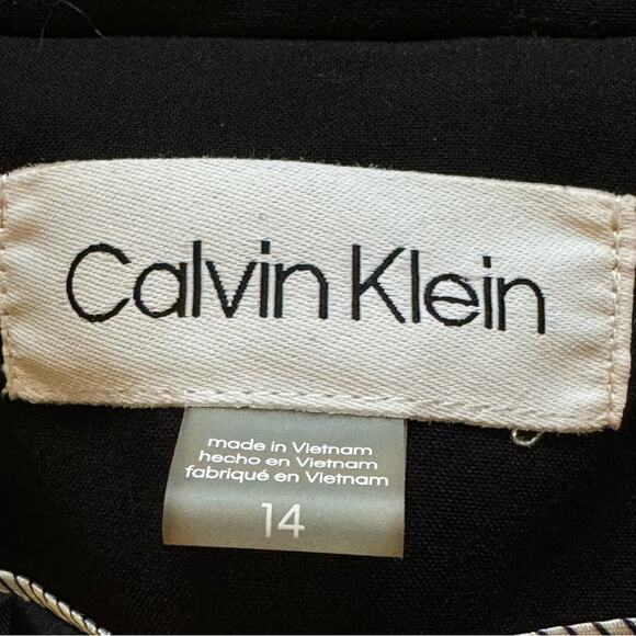 Calvin Klein black two button blazer jacket size 14
b11 - Picture 2 of 5